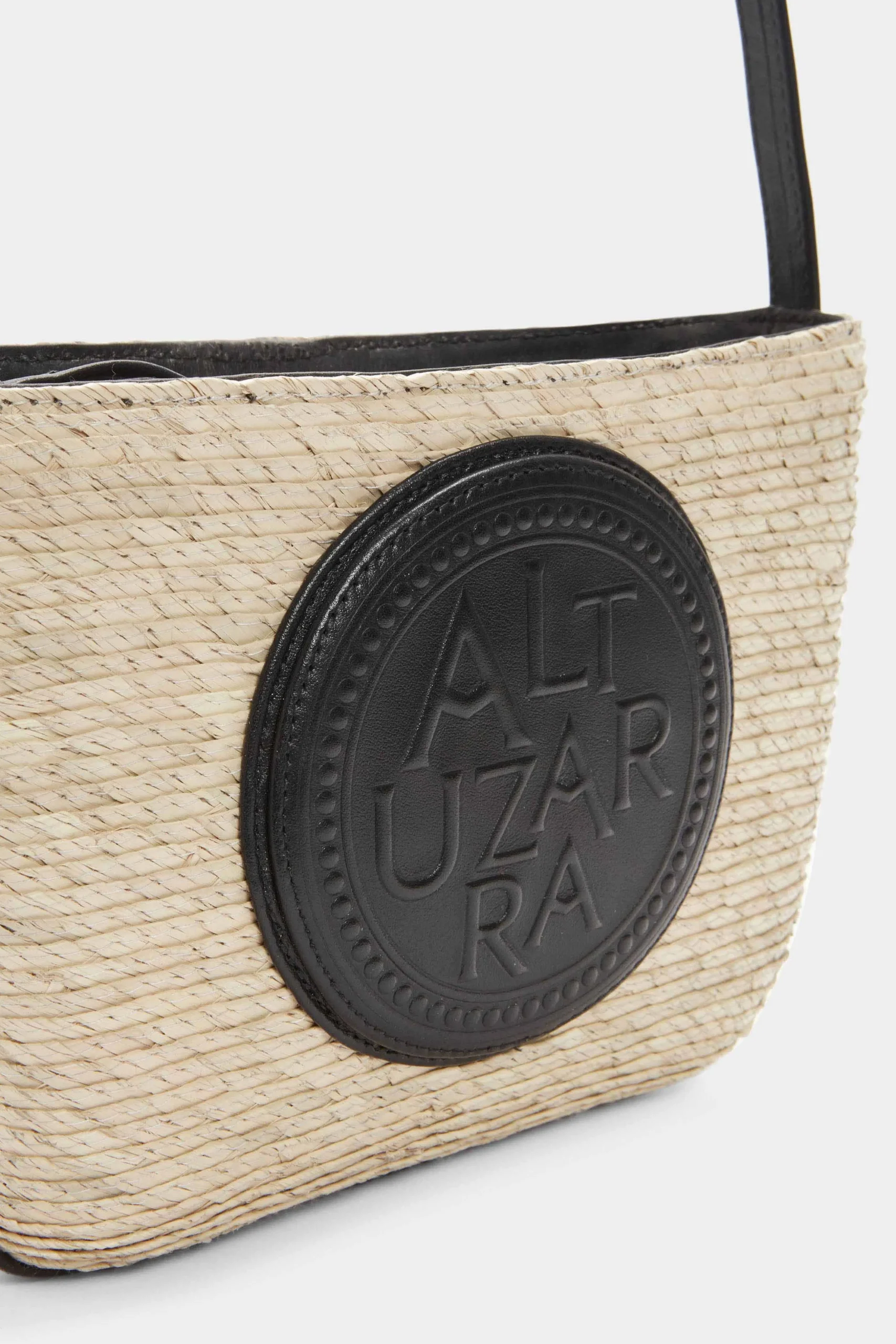 FEATURED|Vacation Wear-Altuzarra 'Medallion' Watermill Camera Bag Natural/Black